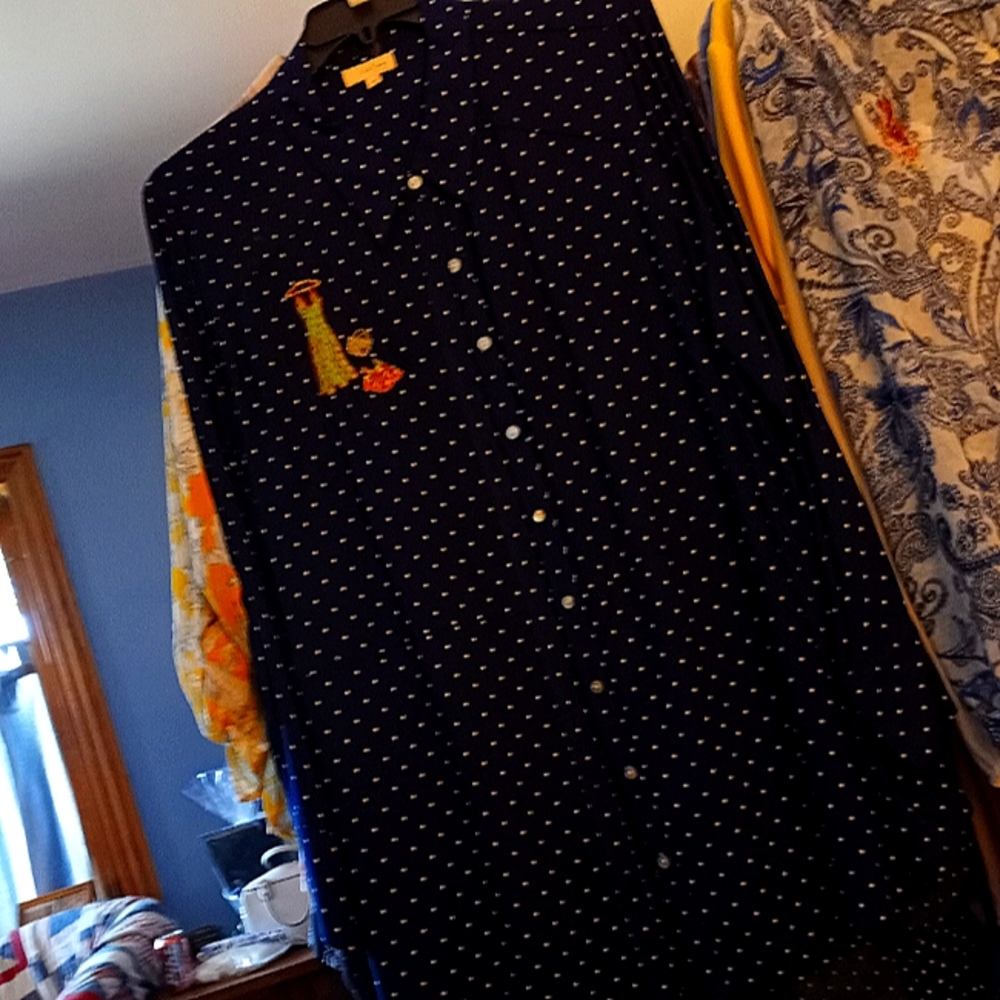 Plus size blouse
